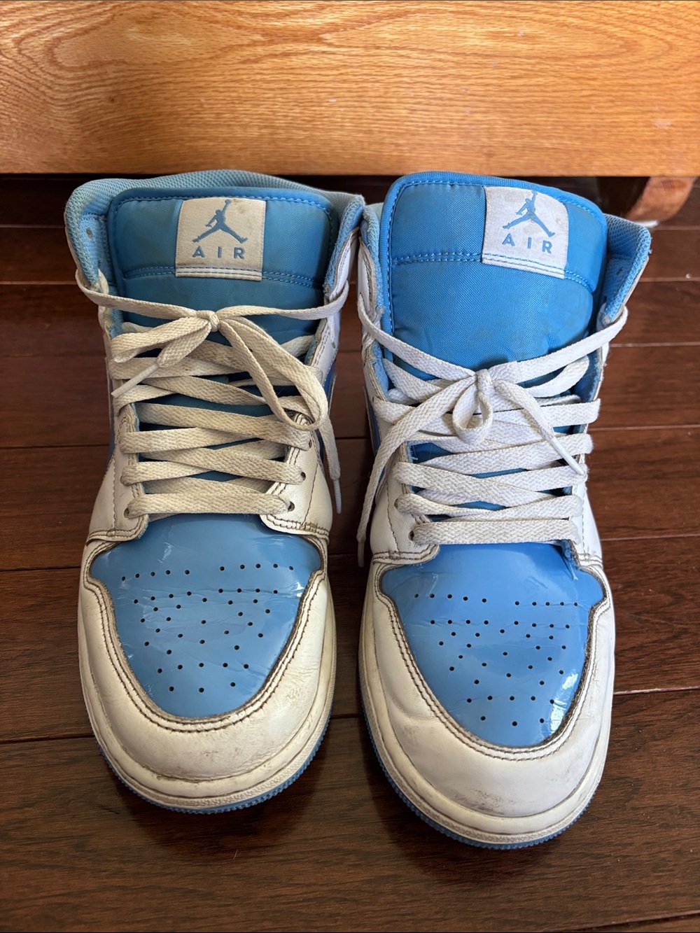 Nike Air Jordan High-Top Sneakers - Light Blue/White